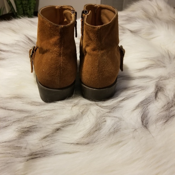 Zara Basic Collection Suade Ankle Boots - Picture 4 of 5